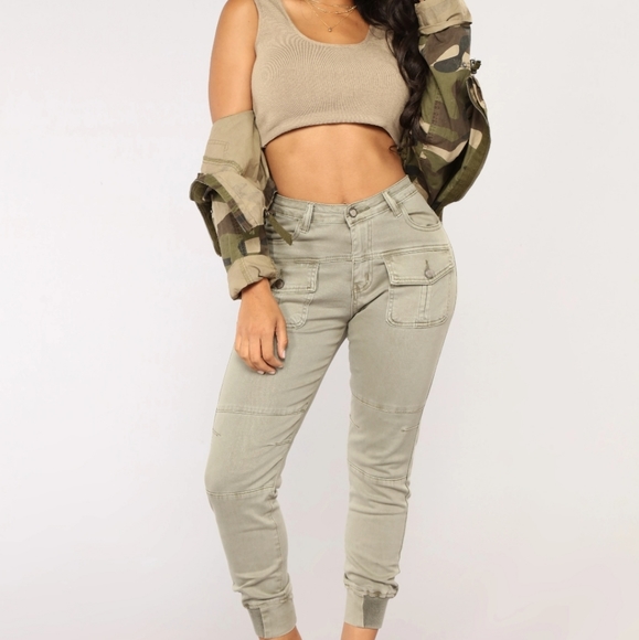 Fashion nova cargo pants - Picture 7 of 9